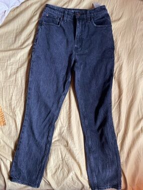 Abercrombie & Fitch Black High Rise Mom Jeans